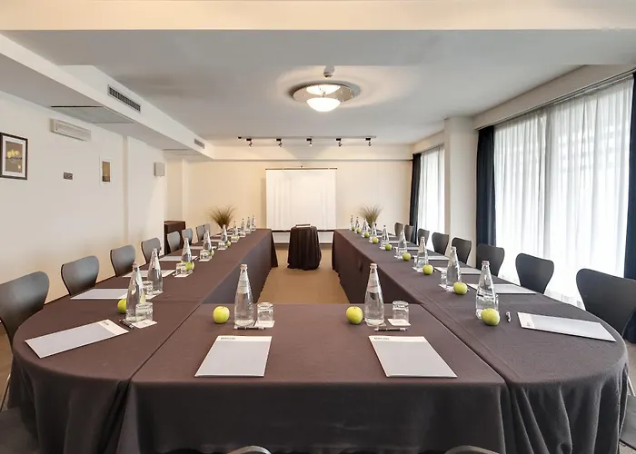 Otel Occidental Aran Park 4*